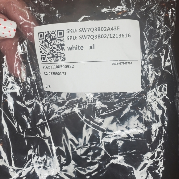 Noracora Women's "Be Kind" Sweatshirt NWT - Picture 7 of 8